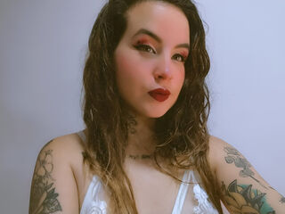 topless cam girl SusanSmears