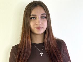 girl chat room TiffaniStaub