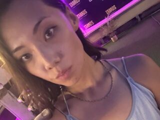 topless webcamgirl TiffanyBoster