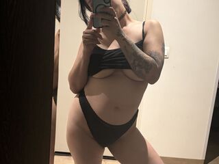 naked webcamgirl picture TropicalMidnight