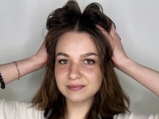 cam girl showing tits VicentaVeshedsky