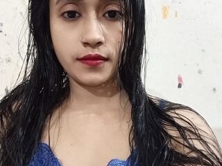 cam girl masturbating with dildo Yammi