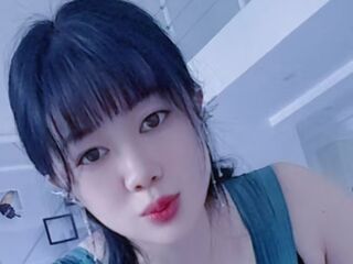 shaved pussy webcam YueXiaoyue