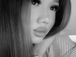 cam girl playing with dildo ZellaRessler