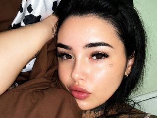 HoneyDripsOnYou